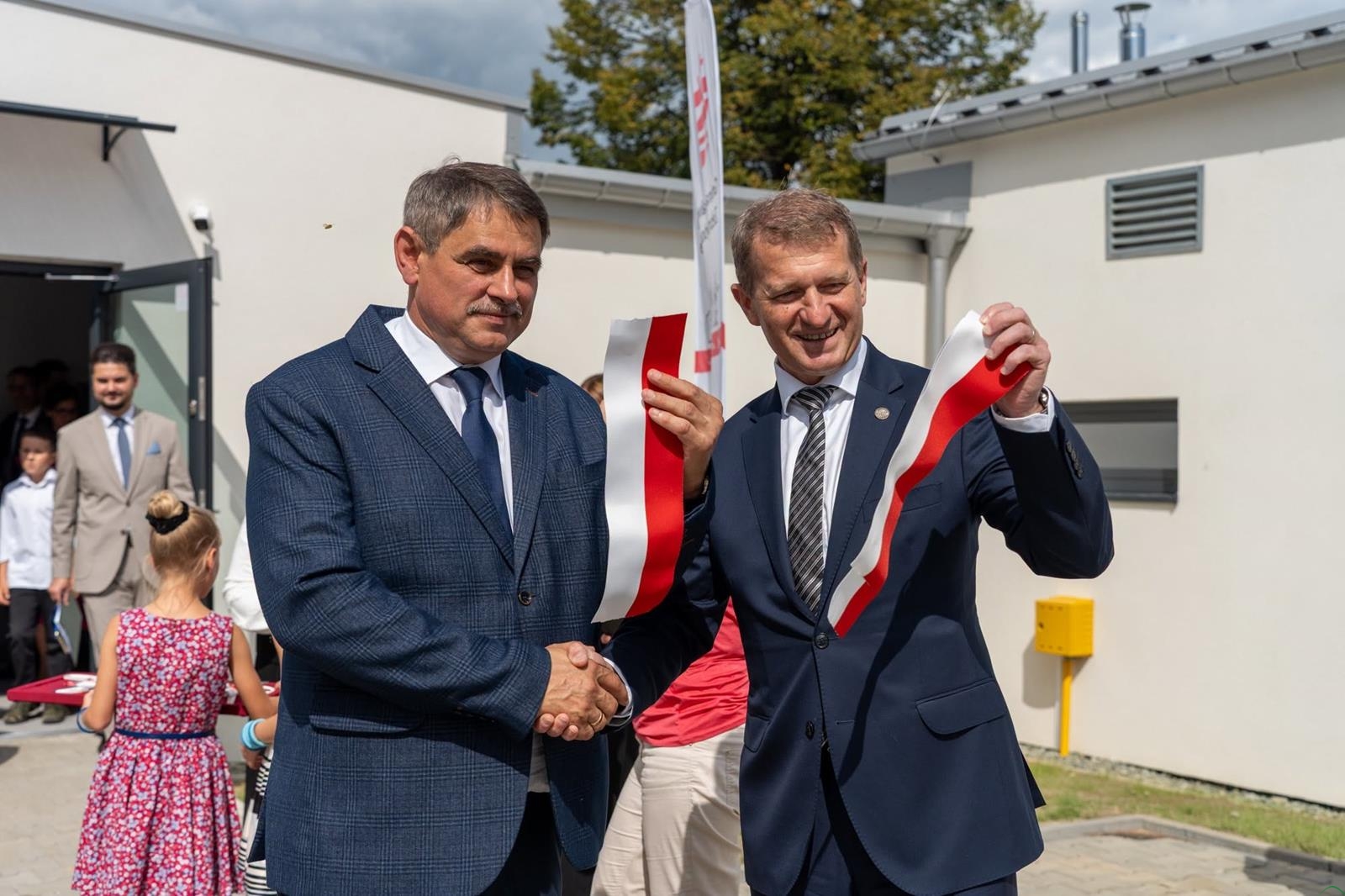 Otwarcie nowej sali gimnastycznej w Barwałdzie Średnim