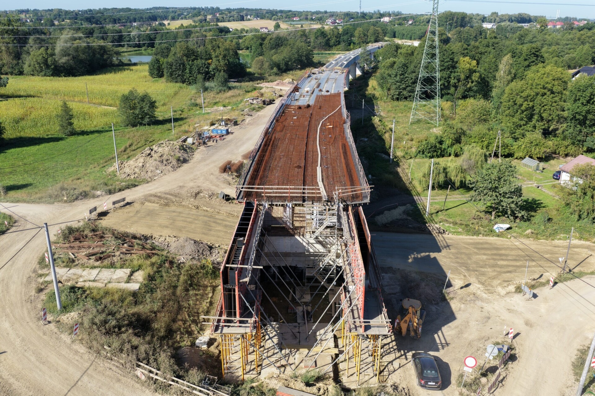 Rosną kolejowe mosty w Zebrzydowicach i Drogomyślu | ZDJĘCIA