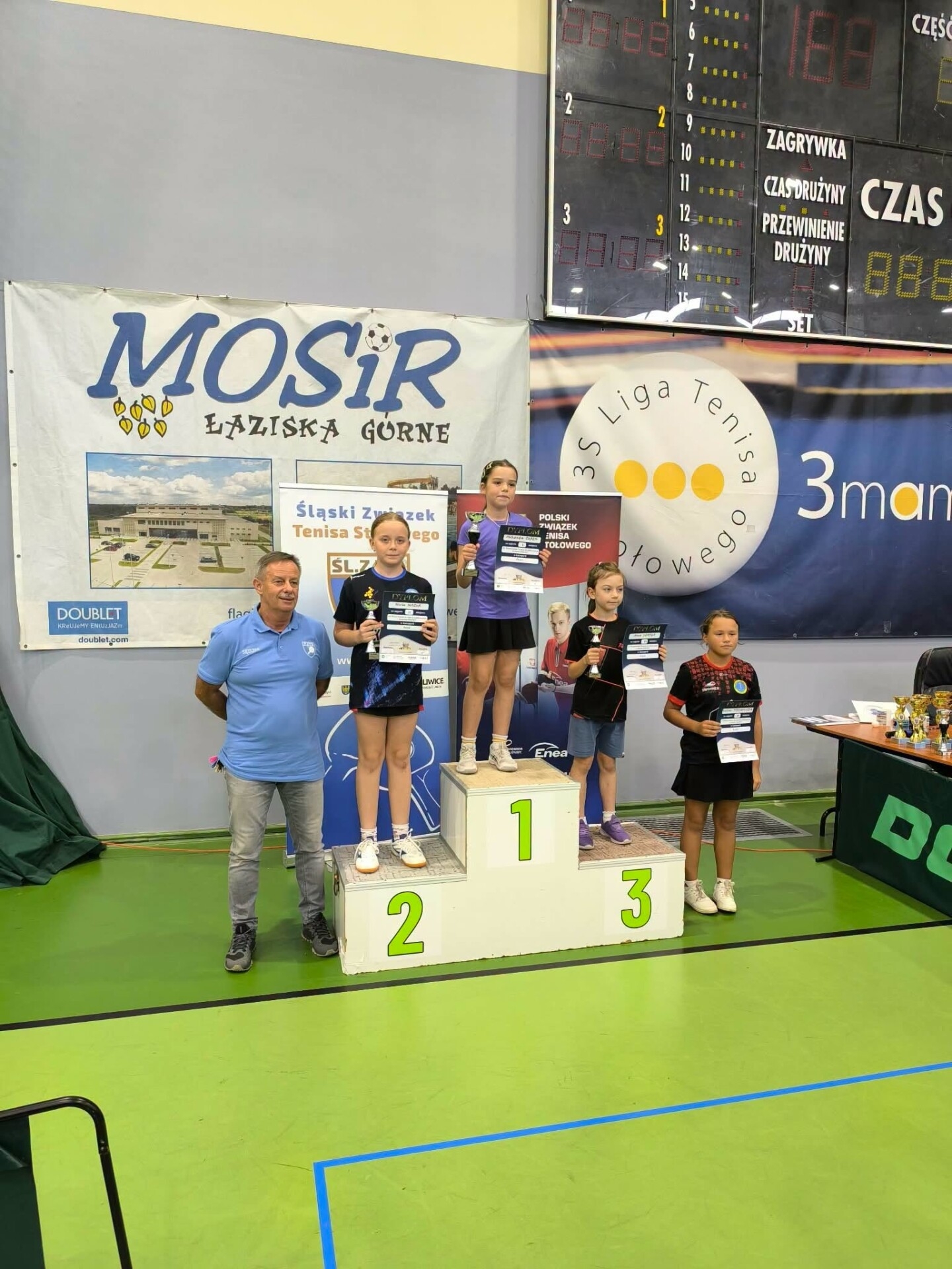 LKS Lesznianka z Lesznej Górnej i turniej najmłodszych pingpongistów