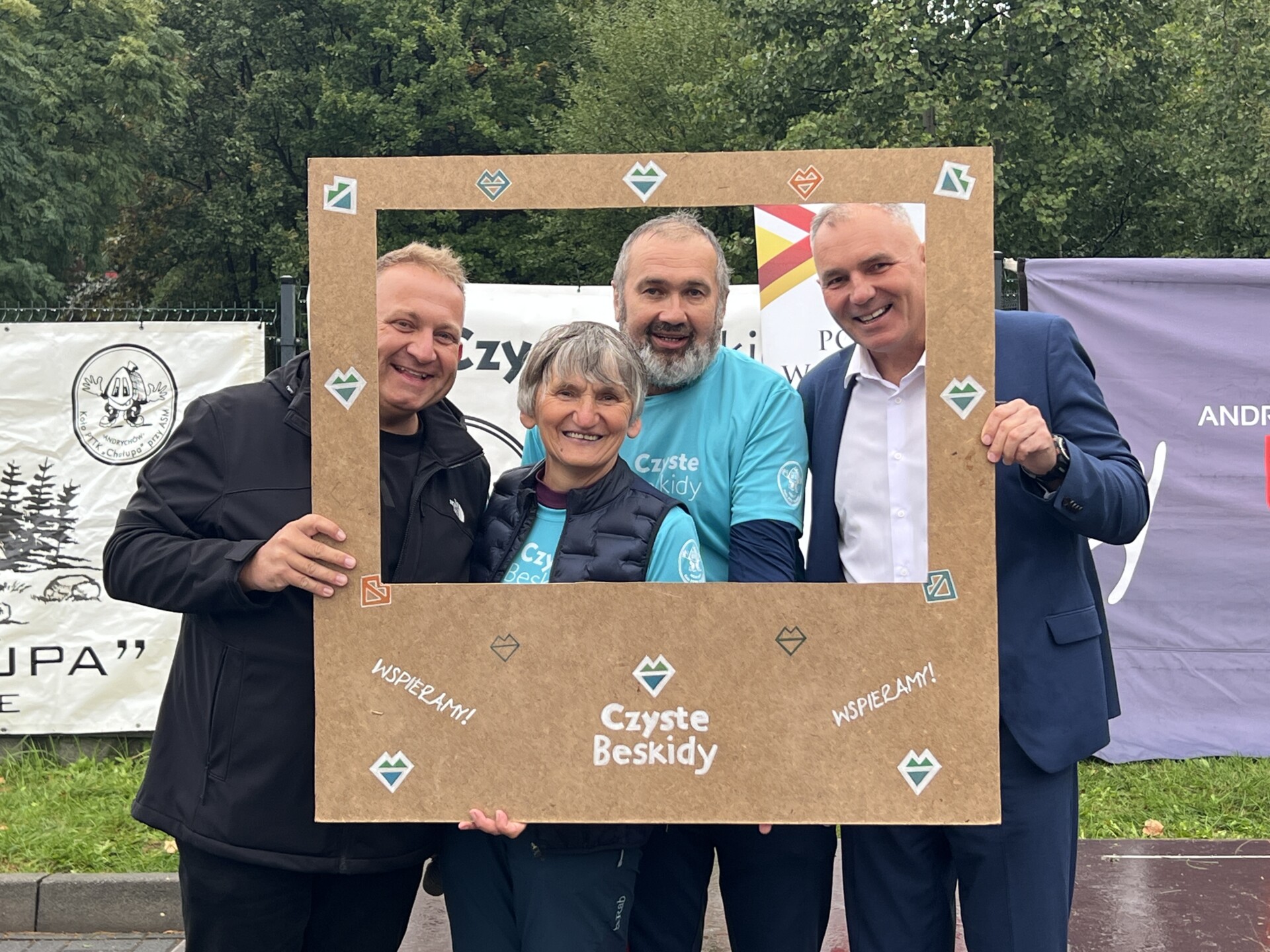 Czyste Beskidy w gminie Andrychów. Tłumy ruszyły w góry! ZDJĘCIA