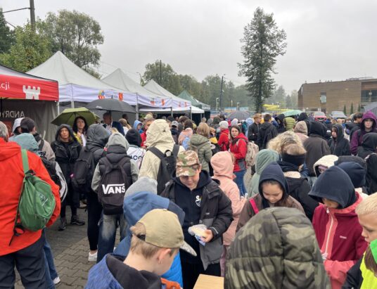 Czyste Beskidy w gminie Andrychów. Tłumy ruszyły w góry! ZDJĘCIA