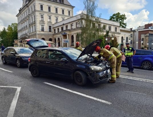 Z ostatniej chwili: Zderzenie dwóch aut w centrum miasta