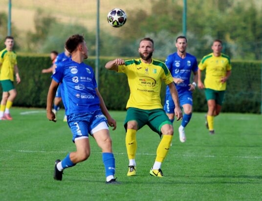 Dawid Hanzel bohaterem, derby dla Tempa | ZDJĘCIA