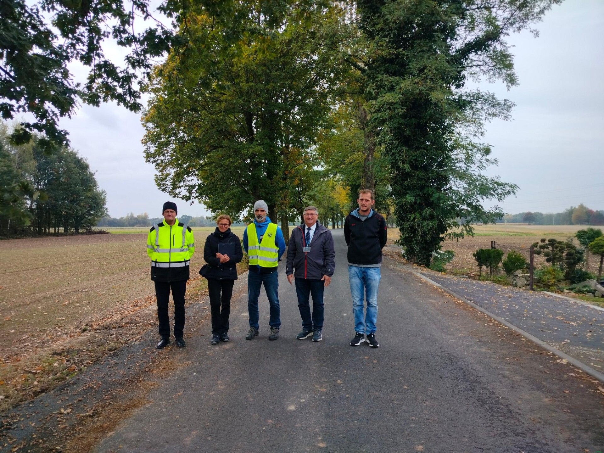 Ulica Pawłowicka w Strumieniu z nową nawierzchnią