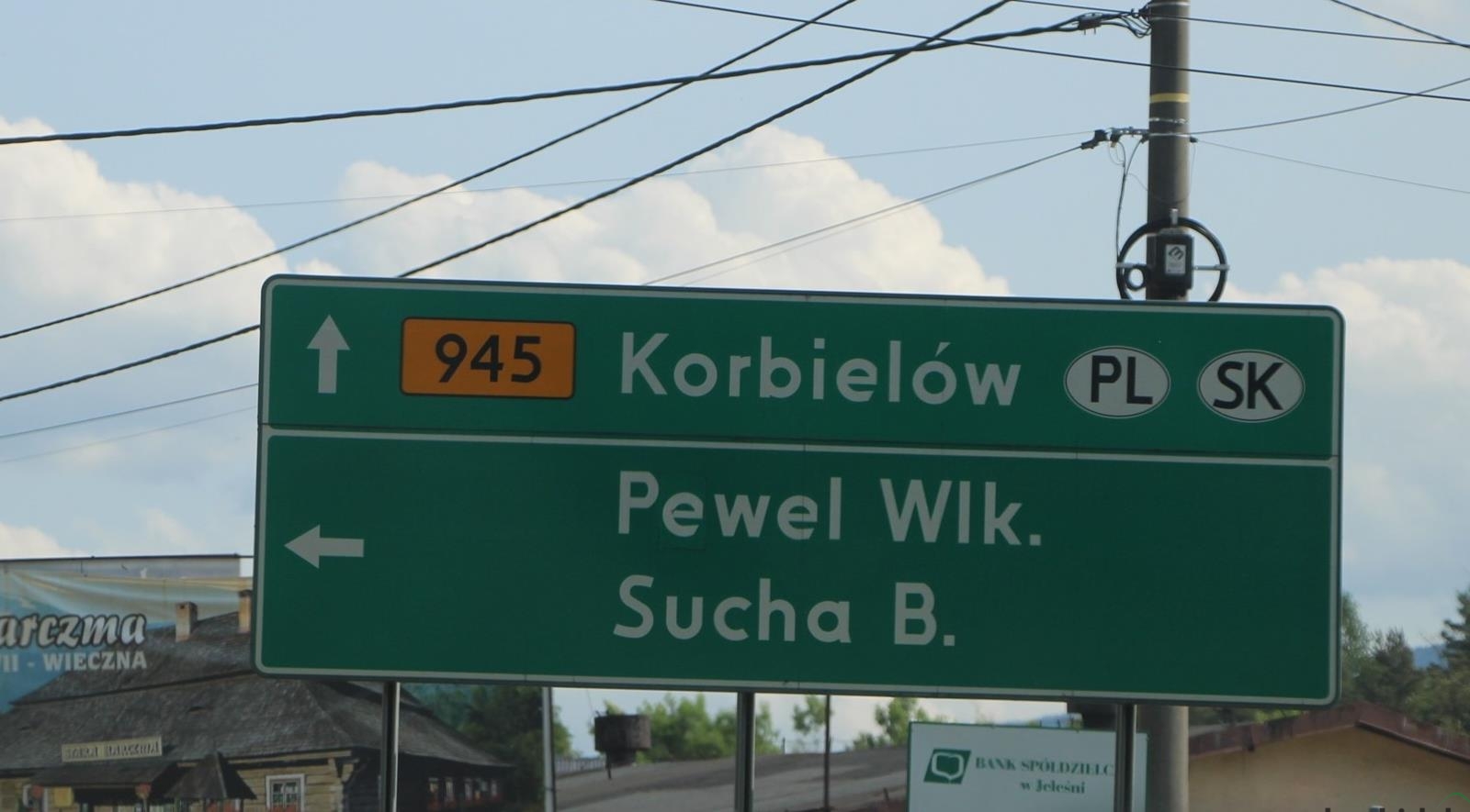 Kolejne przygotowania przy DW 945. Tym razem chodzi o zieleń