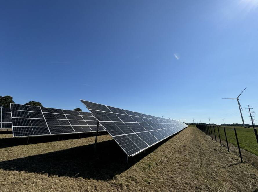 Rosnące ceny energii: jak lokalne firmy radzą sobie z obniżaniem kosztów prądu?