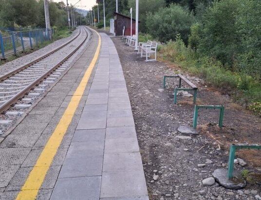 Przystanek Rajcza Centrum: Dla pasażerów czy wandali?