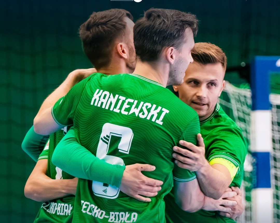 Zwycięska seria Rekordu trwa. Decydujący gol w końcówce